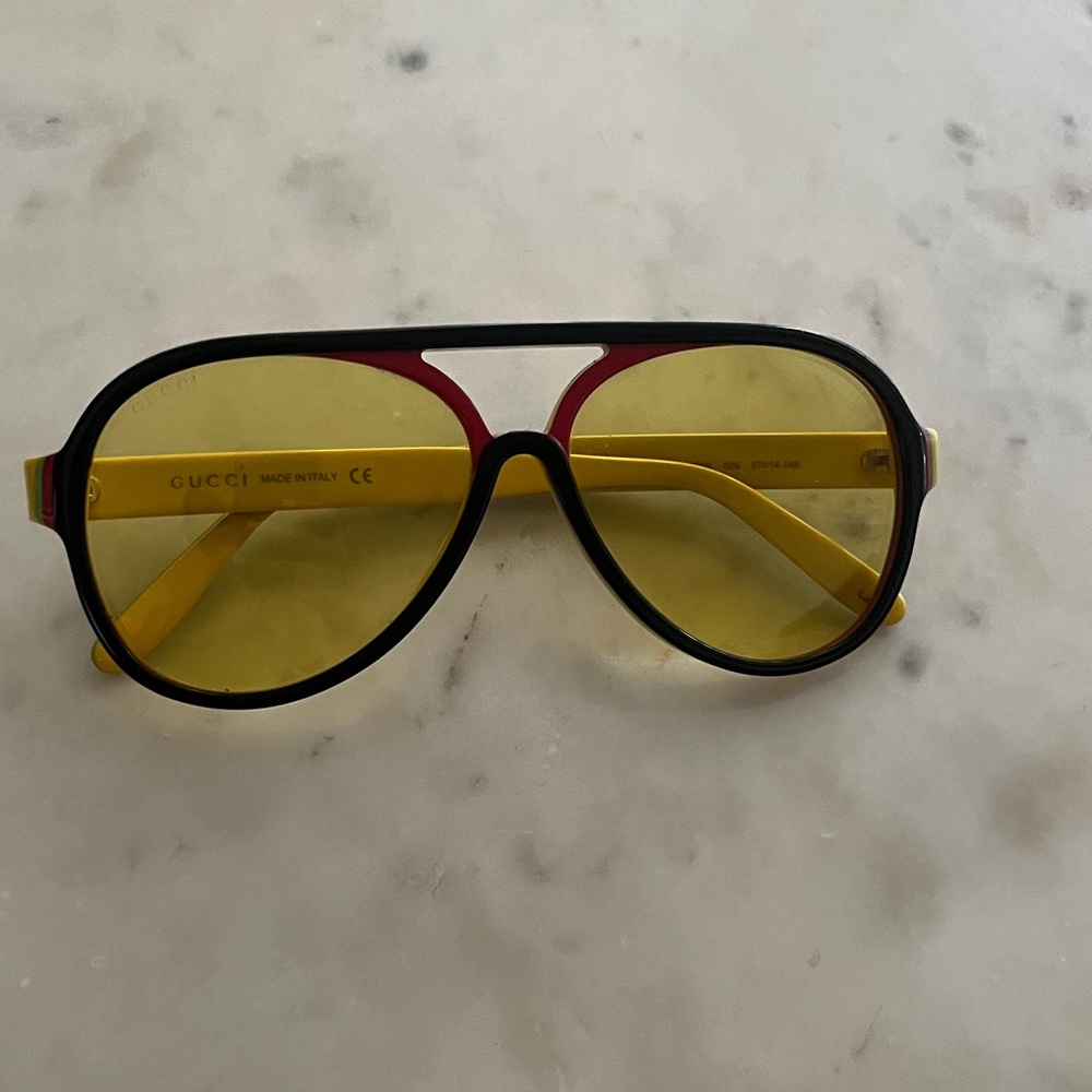 Gucci Black and Yellow Aviator Sunglasses